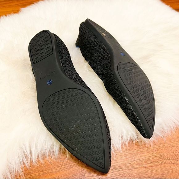 🍋 Rothy’s • Women’s “The Point” Flats in Black Size 10 - Picture 4 of 8